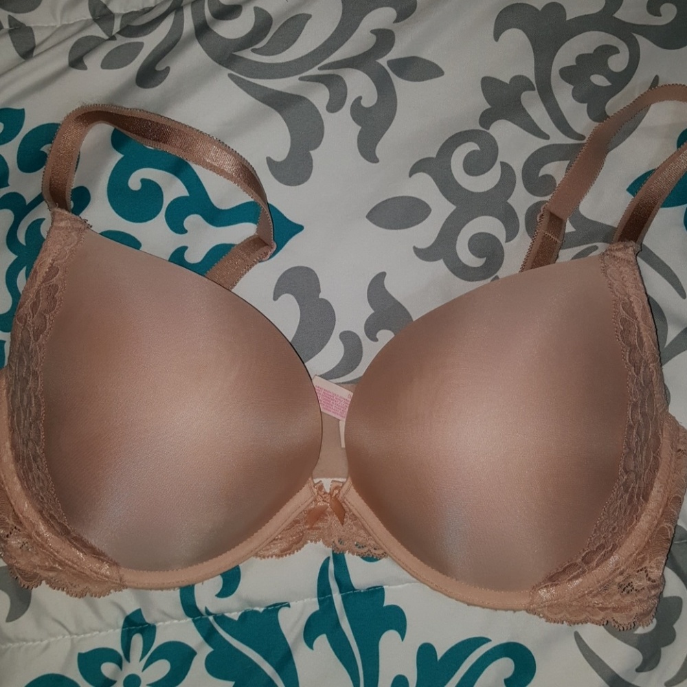 EUC dream angels push up bra
